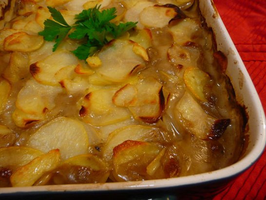 Potatoes in Oven with Mushrooms or Weeds