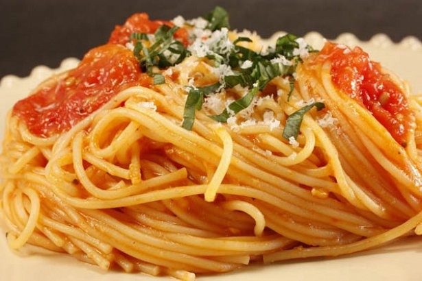 Spaghetti with Preserved Fish Roe by nun Pansemni